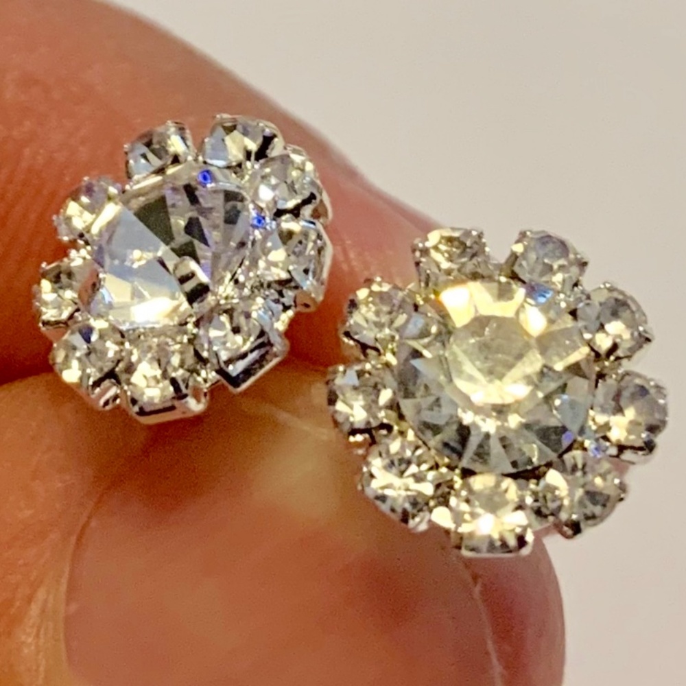 Fashion Popular Crystal Zircon Stud Earrings